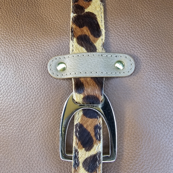 Designed in New York by Sharif Genuine Pebbled Leather Beige & Tan Shoul… - Picture 10 of 14